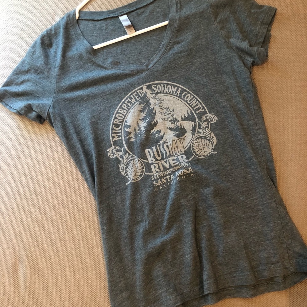 Russian River Brewing Company Vneck T-shirt Sz M